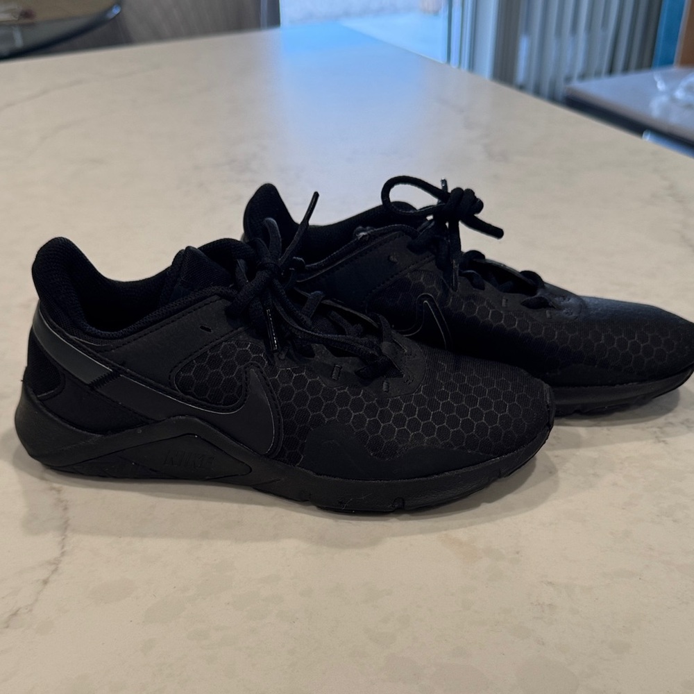 Nike Black Hexagon Pattern Sneakers